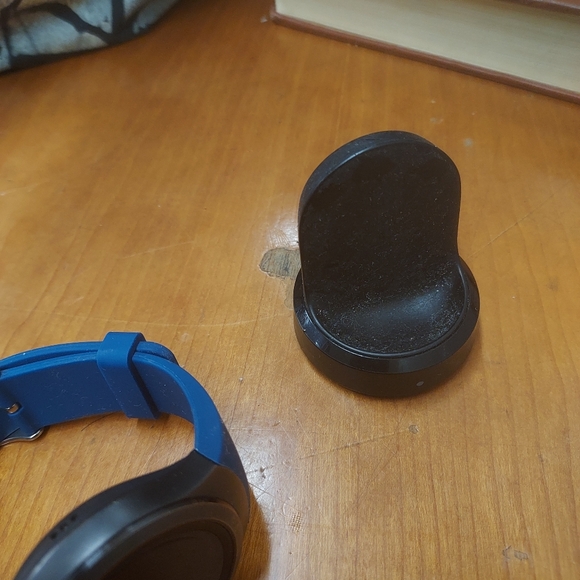 Samsung gear S2 Samsung smart watch - Picture 9 of 9